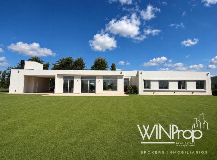 Casa en Venta - Club Campo San Roque Luján a Estrenar - 2