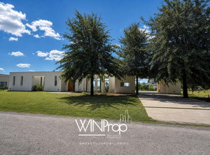 Casa en Venta - Club Campo San Roque Luján a Estrenar - 3