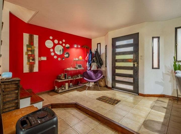 Venta Chalet con Quincho y Cochera en Loma Hermosa - 3