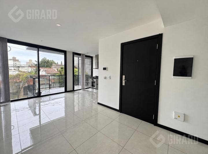 Venta Departamento 2 Ambientes en Zona Guemes - 2