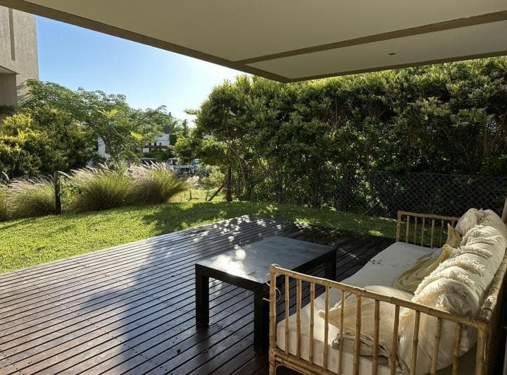 4 Ambientes con Jardín en Una Planta en Venta en Las Piedras - Nordelta - 2