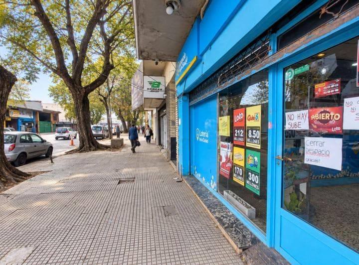 Local Comercial en Venta con Renta Mataderos - 5