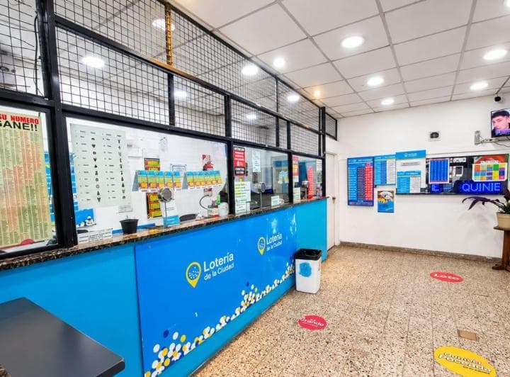 Local Comercial en Venta con Renta Mataderos - 4