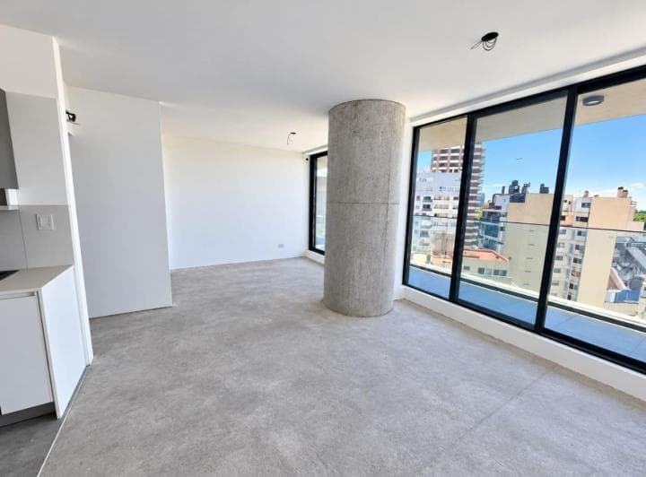 Departamento 94 m² - 2 Amb. - 2 Cocheras Piso Alto - 4