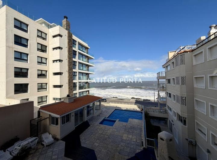 Apartamento en Península, 3 Dorm. - 4