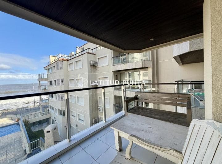 Apartamento en Península, 3 Dorm. - 3