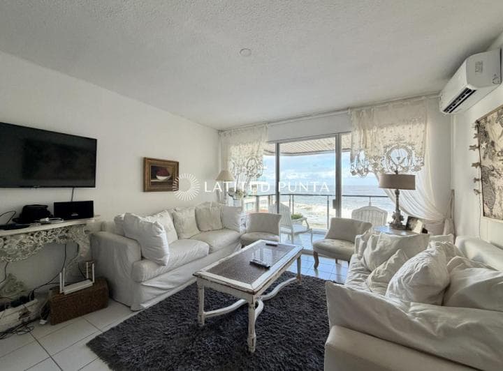Apartamento en Península, 3 Dorm. - 2