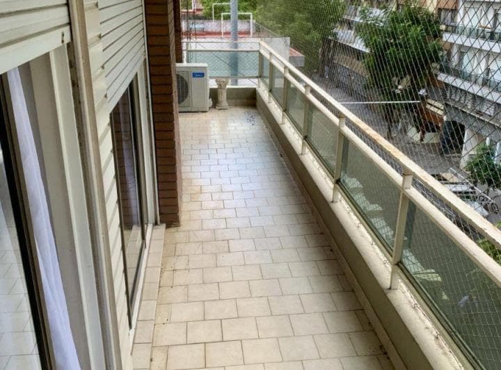 Departamento de 3 Dorm. con Cochera en Alquiler - 2