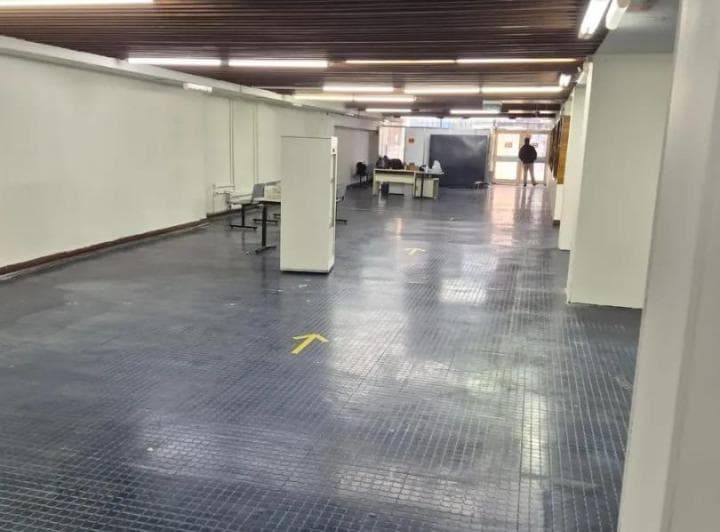 Alquiler Local Comercial 1.000 m² Sobre Av Jujuy - 3