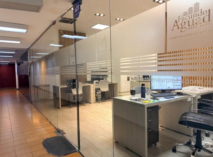 Oficina - Planta Libre + Privado - Centro - 2
