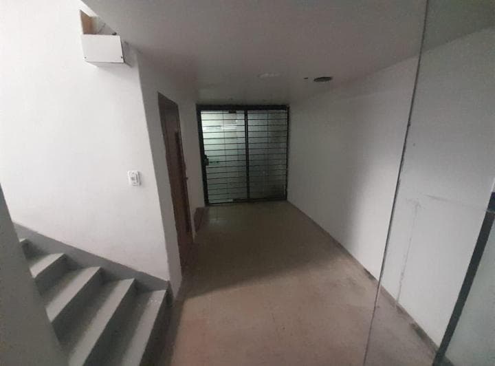 Oficina - 2 Privados - Salon - 1 Baño - Patio - Zona Centro - 5