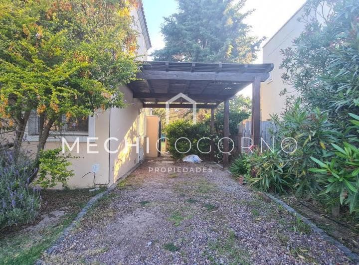 Casa en Alquiler de 4 Dorm. en San Isidro Labrador Villa Nueva - 2
