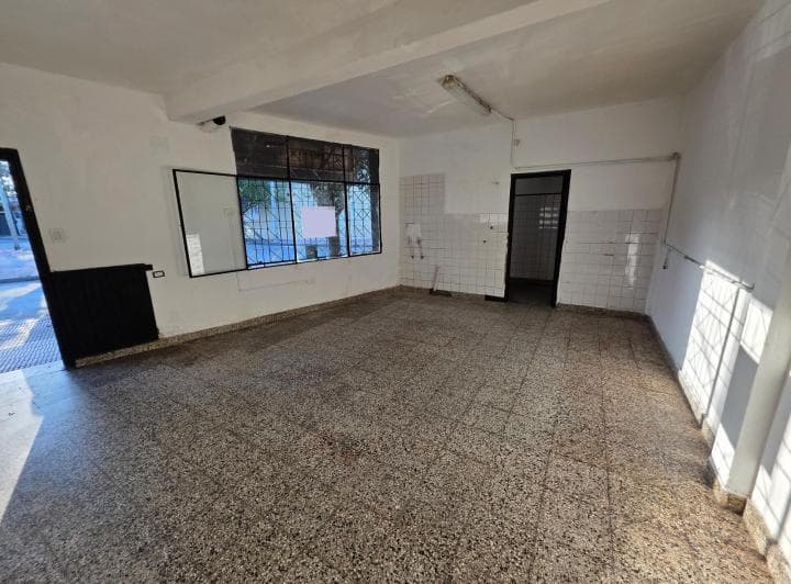 Local Comercial 43,65 m² – PH Sin Expensas – Zona Bº Maipu 1 Secc - 4