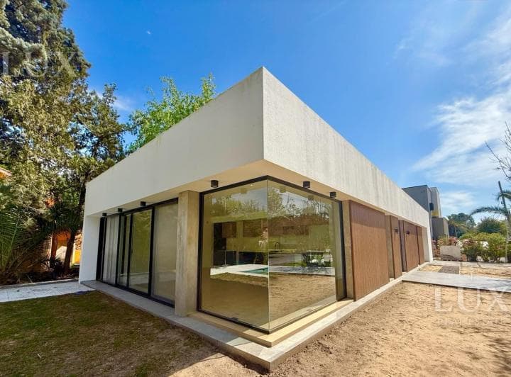 Casa a La Venta en Nautico Escobar - 5