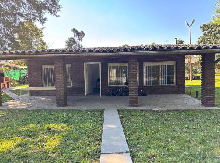 Casa de 4 Ambientes con Piscina en Venta en Barrio Parque Sakura, Exaltacion de La Cruz - 2