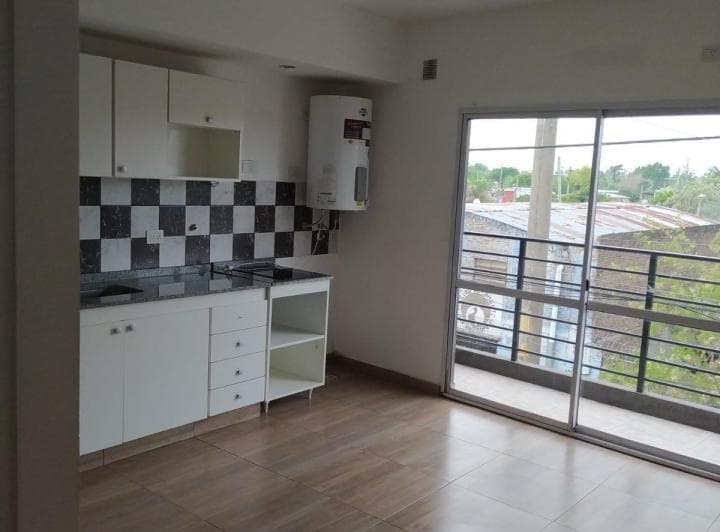 Alquiler Departamento 2 Ambientes Claypole - 2