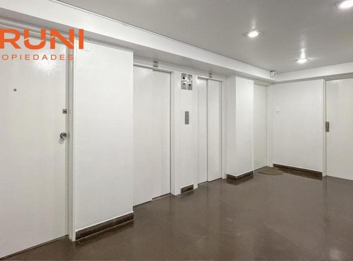 Av Rivadavia 5000 | Caballito | Oficina Semipiso | Alquiler - 2