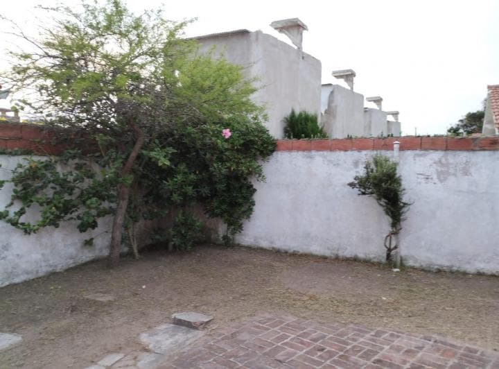 Venta Casa de 3 Ambientes a Media Cuadra del Mar en Mar del Tuyu - 3