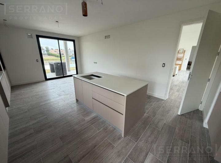 Venta Casa 5 Ambientes Al Río en El Naudir Escobar - 2