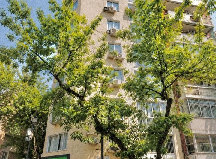 Departamento en Venta Apto Profesional, Comercial y Vivienda Alto Palermo - 2