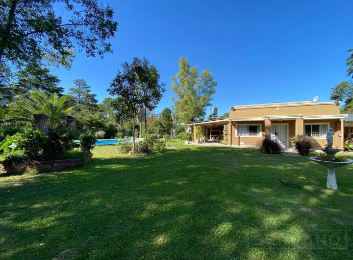 Casa en Venta. 3 Dorm. y Pileta. Parque Jularo. Exaltacion de La Cruz. - 3