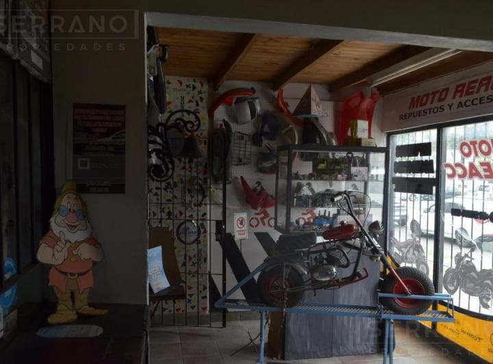 Venta Amplio Local Comercial en El Centro de Belen de Escobar - 4