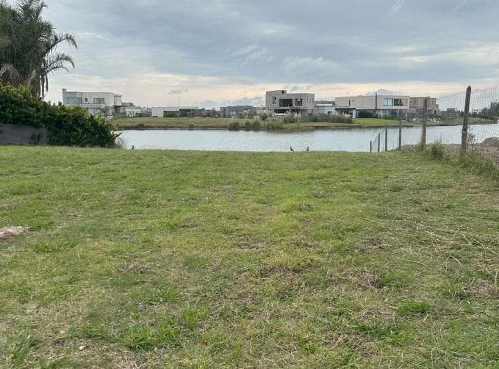 Lote a La Laguna en Venta, Escriturado, Área 6, San Sebastián. Pilar - 4
