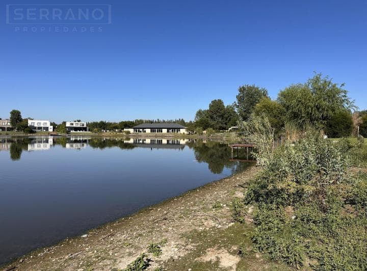 Venta Lote a La Laguna Central en El Cantón Norte, Belén de Escobar - 2