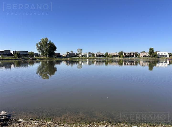 Venta Lote a La Laguna Central en El Cantón Norte, Belén de Escobar - 3