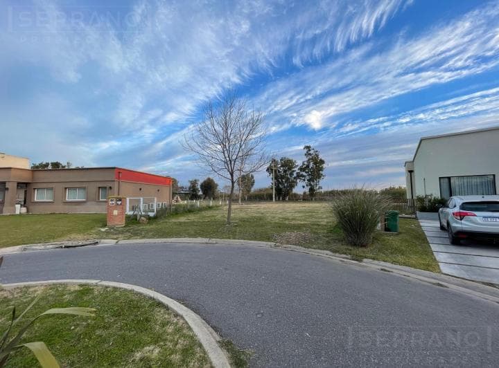 Venta de Lote Interno 764 m² en Haras Santa María, El Molino | Excelente Ubicación - 4