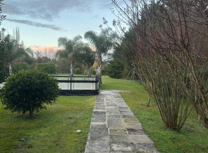 Hermosa Casa en Alquiler en Campos de Roca - 4