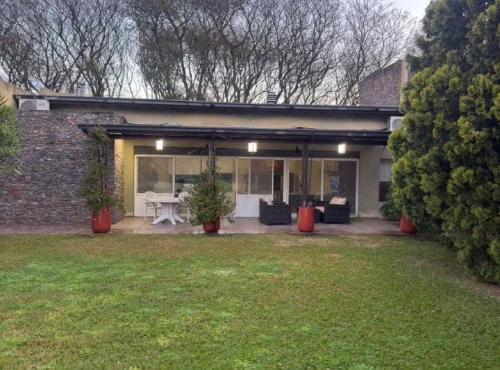 Hermosa Casa en Alquiler en Campos de Roca - 5