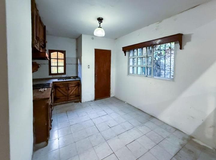Casa de Pasillo en Venta 2 Dorm. Fisherton - 4