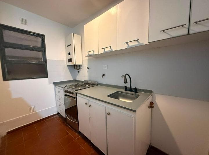 Venta Dto Excelente Ubicacion, Renovado y Amoblado - 5