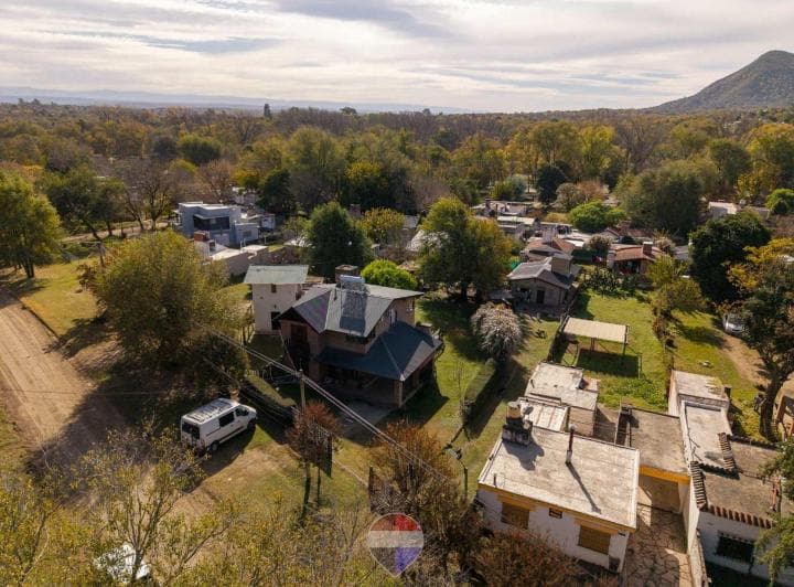 Venta 2 Casas en Santa Rosa de Calamuchita Cba - 4