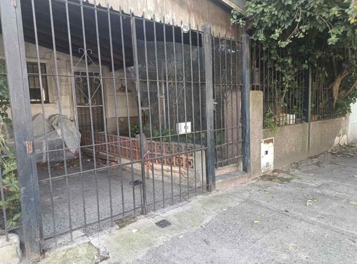 Casa 3 Ambientes Terraza Quincho Cochera y Jardín - 3
