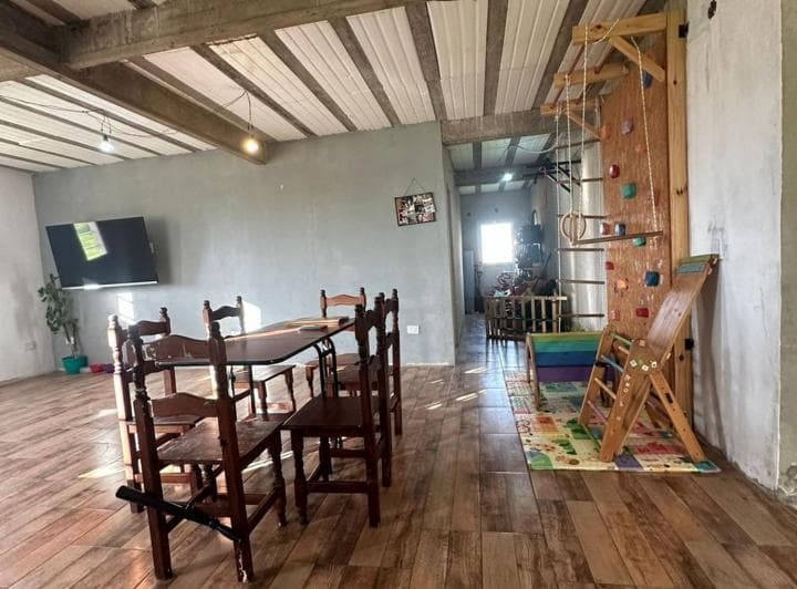 Venta Casa 3 Ambientes con Gran Lote - 5