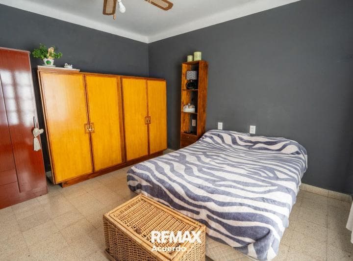 Venta - Casa La Emilia - 2 Hab - Cochera - Apta a Credito - 5