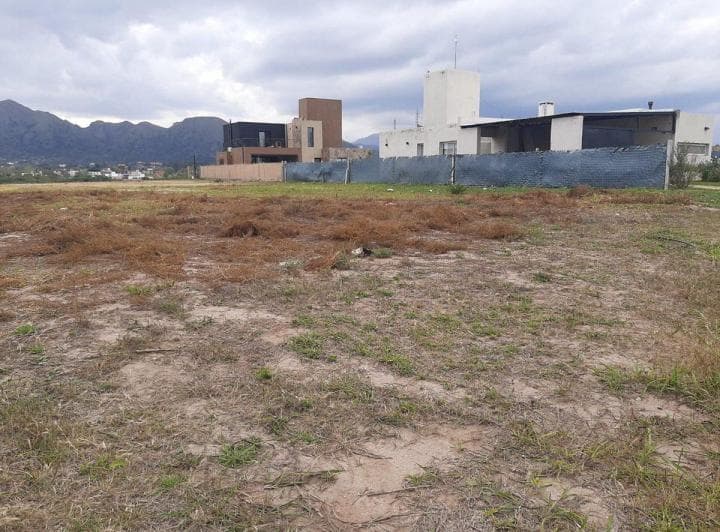 Venta de Terreno Barrio Privado Tierras de Juana - 3