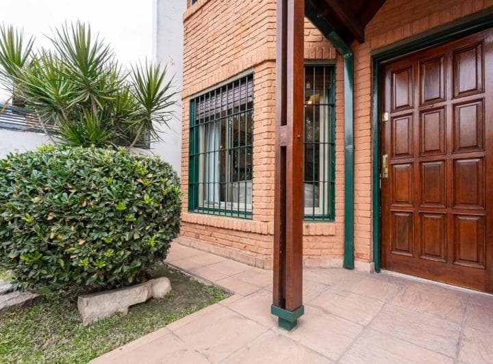 Casa 6 Amb. Venta, Haedo, con Parrilla y Pileta - 3