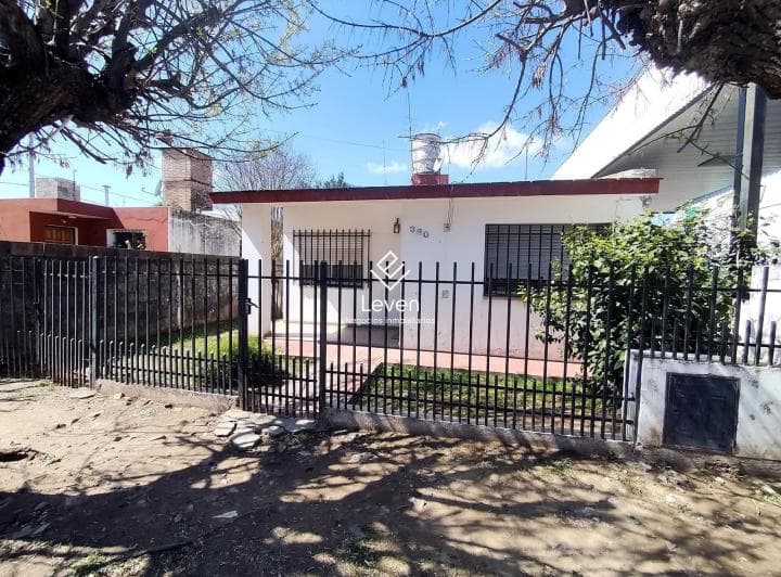 Casa en Venta 2 Dorm. Centro Montecristo - 4