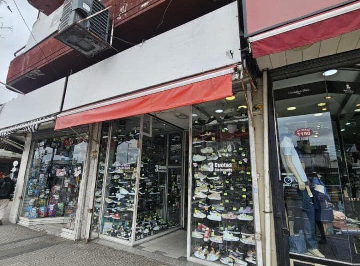 Local Comercial en Venta – Av Sáenz 1188, Nueva Pompeya, Caba - 4
