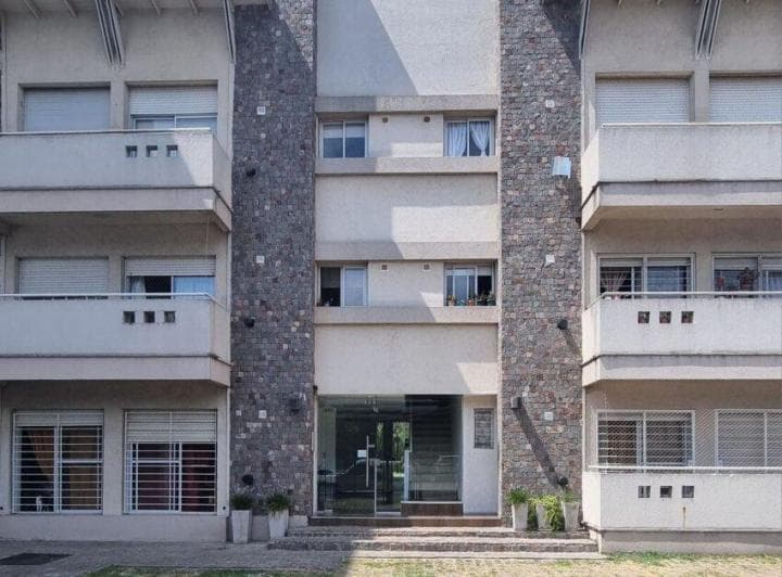 Departamento 2 Ambientes Venta Castelar Cochera - 2