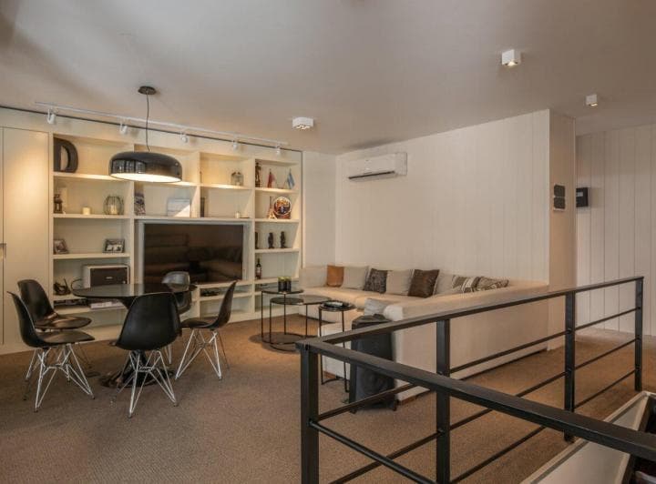 Venta Oficina Triplex Bajo Belgrano 6 Ambientes Unica - 2