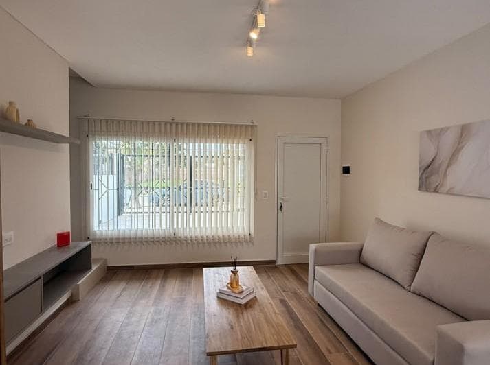 Venta. Duplex 4 Amb con Cochera. Parque Luro - 5