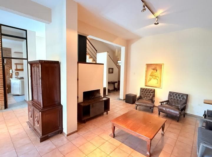 Venta - Casa en Fisherton Tradicional con Jardín y Piscina - Apta Crédito - 4