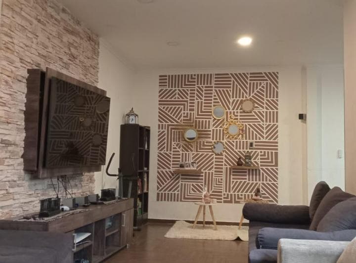 Excelente y Amplia Casa en Barrio Colon! Oportunidad, Apta Credito! - 3