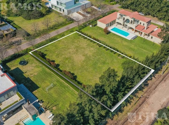 Venta Casa en Tortugas C. C | Pilar - 3