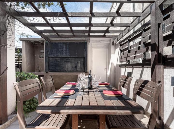 Departamento en Recoleta con Terraza Privada y Parrilla | Cochera + Baulera - 4