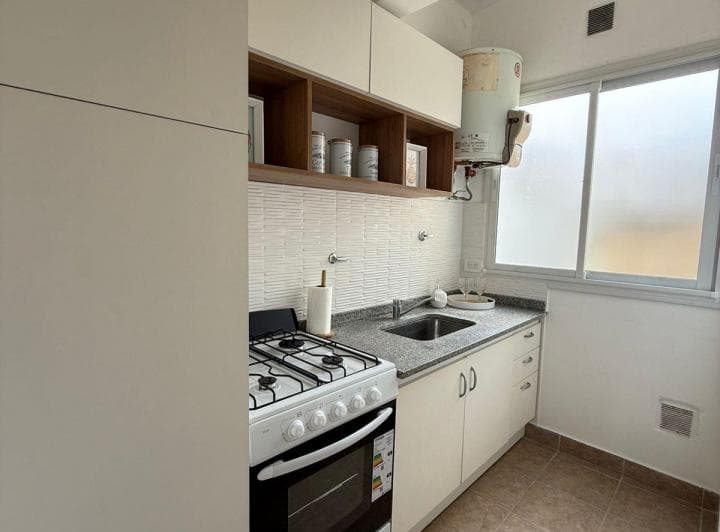 Venta Departamento 3 Ambientes con Dependencia Balcon Terraza Centro - 5